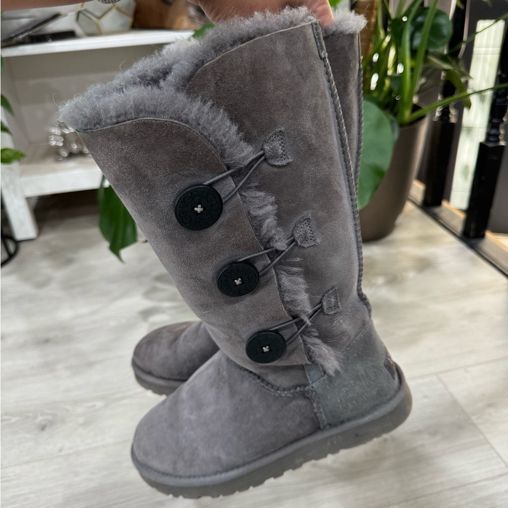 Grey Bailey Ugg Boots - used for one season